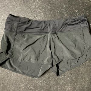 Lululemon cropped running shorts
